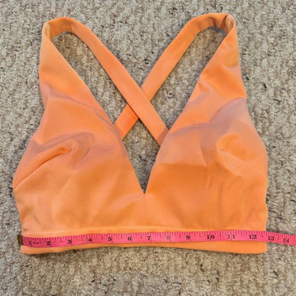 *3 for $9* Peachy Plunge Crop Top - Picture 4 of 9